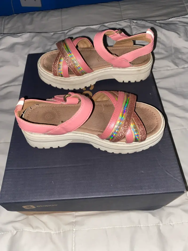 Sandalias rosas infantiles - 2