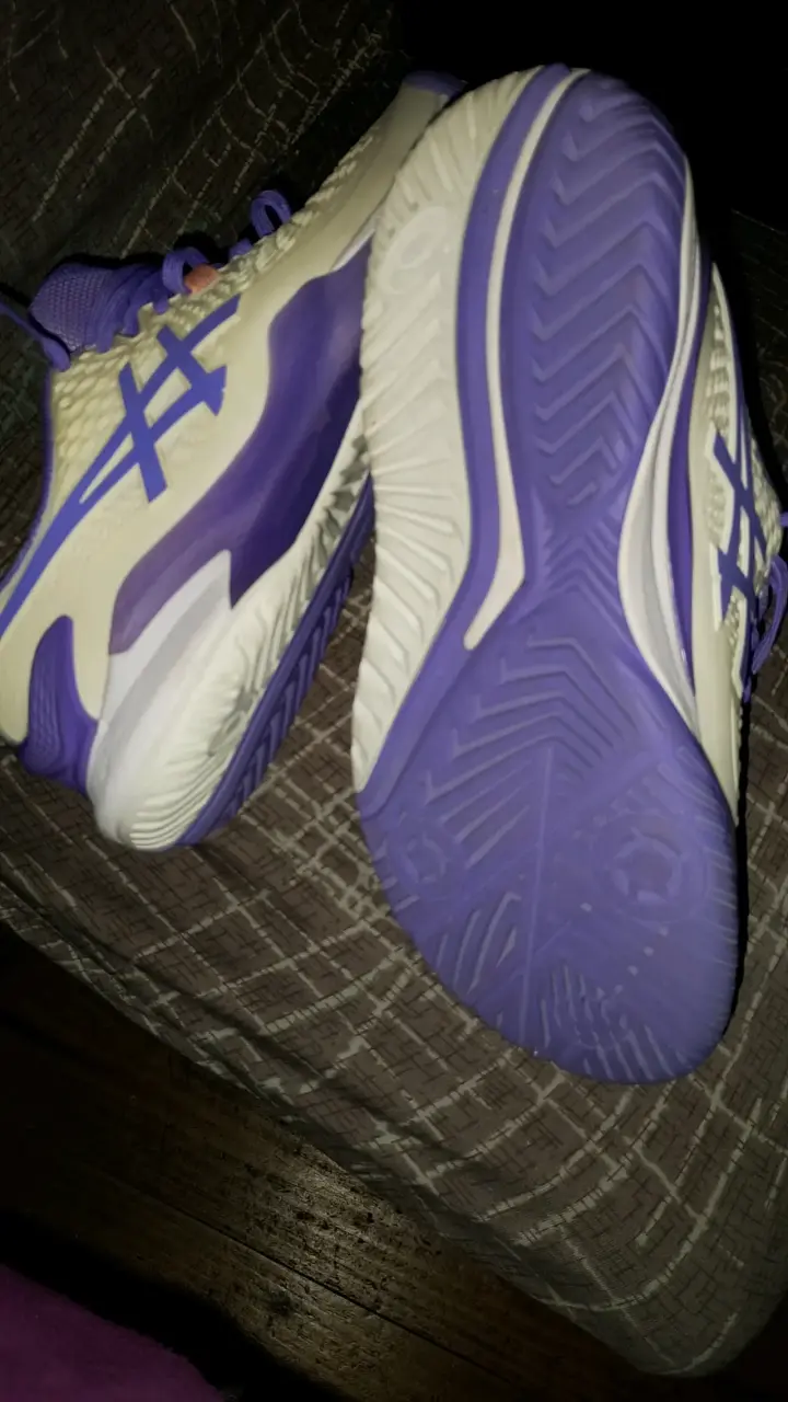 Zapatillas deportivas Asics para padel. - 2