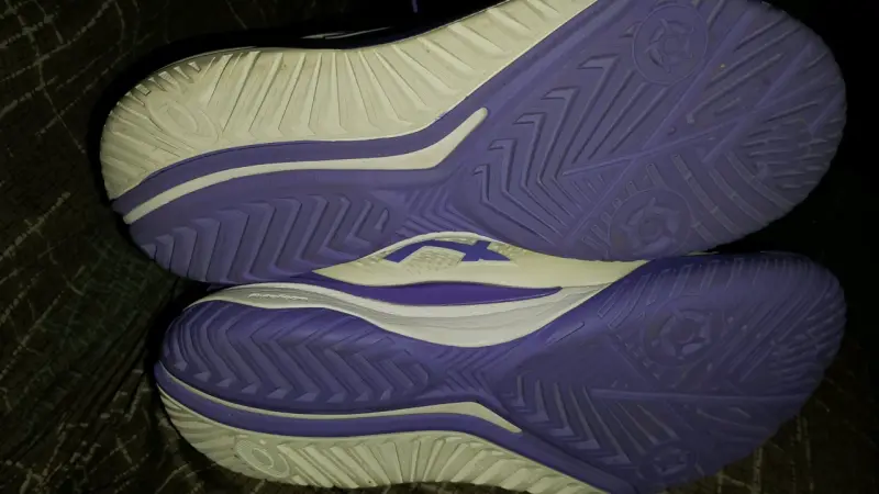 Zapatillas deportivas Asics para padel. - 3