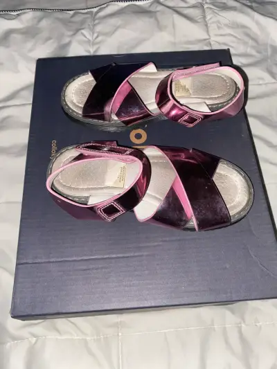 Sandalias metalizadas rosadas - miniatura 2