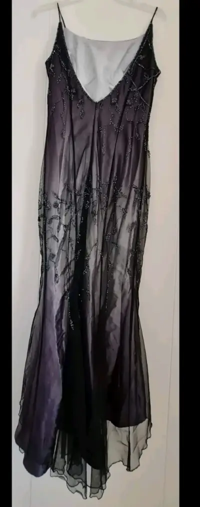 Vestido largo con degradé y pedrería - miniatura 5