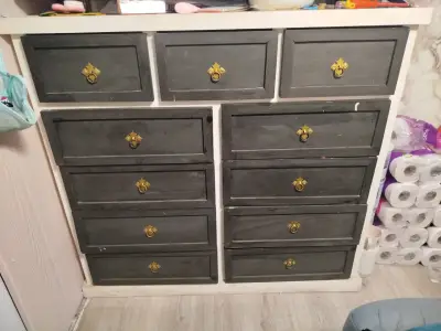 Cómoda de madera con cajones - miniatura 2