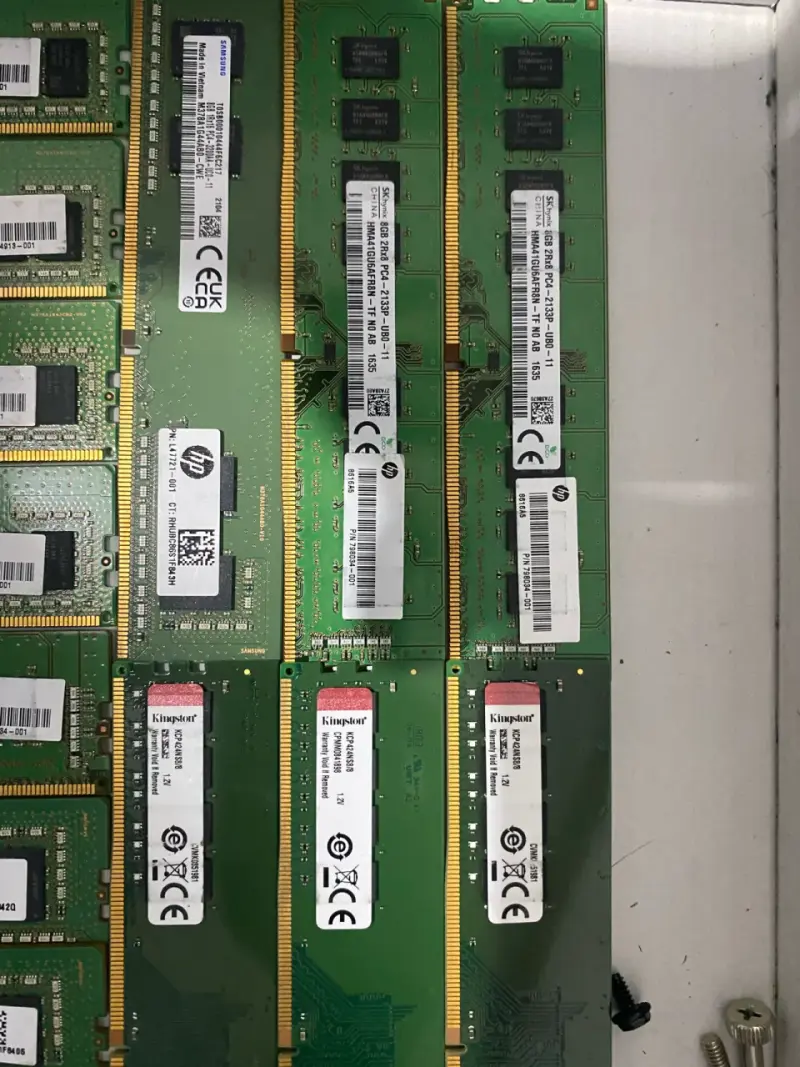 Memorias RAM varias 8GB DDR4 - 4