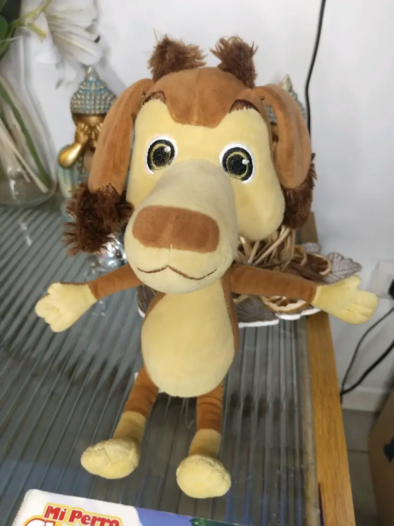 Peluche de perro chocolo