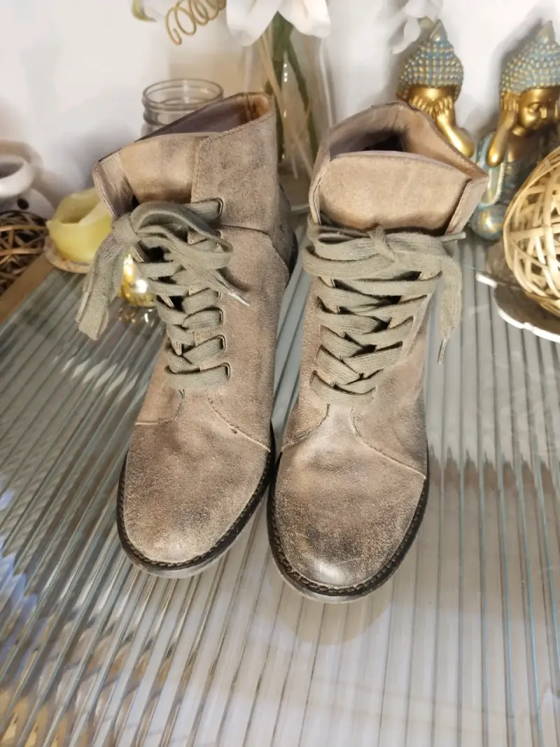 Botines de cuero marrón