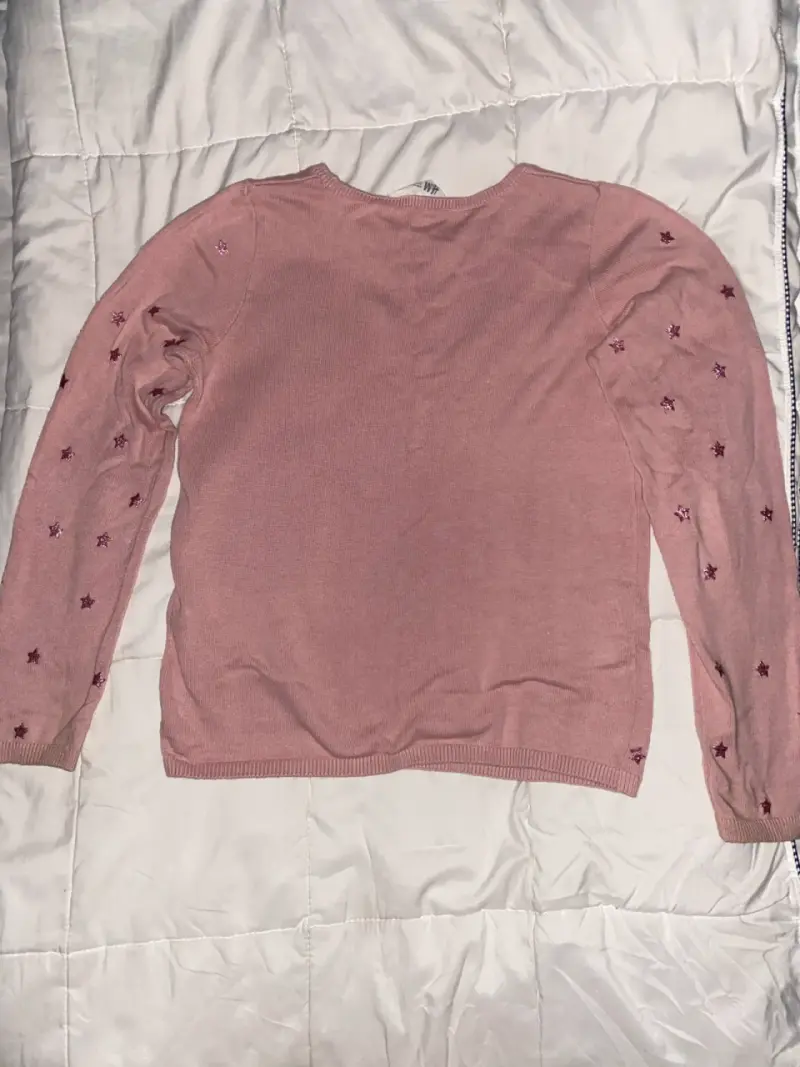 Sweater rosado con estrellas - 2
