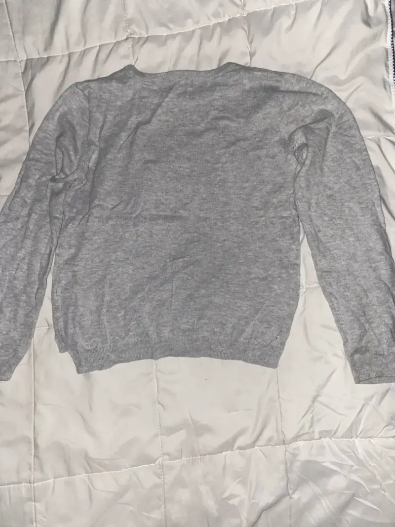 Polera gris con unicornio glitter - 2