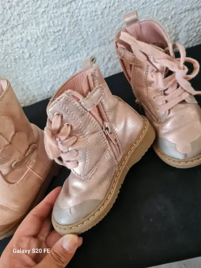 Botas rosas para niña - miniatura 4
