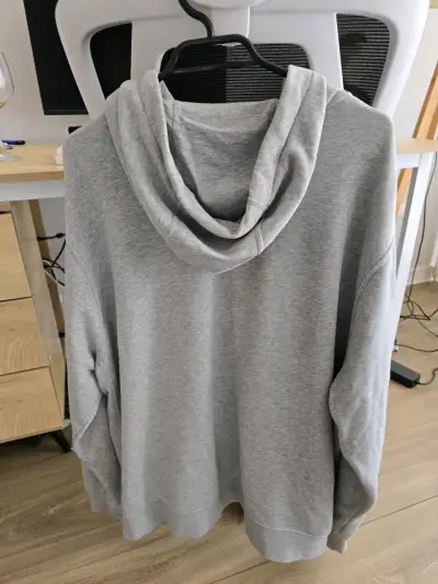 Polerón Nike gris con capucha - miniatura 4