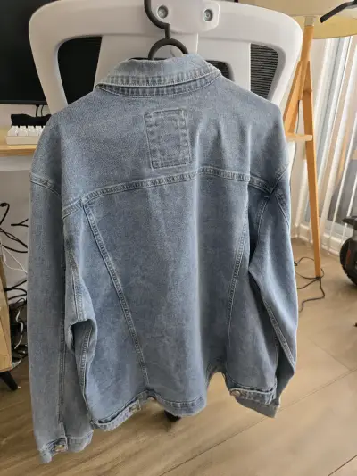 Chaqueta denim azul claro - miniatura 2