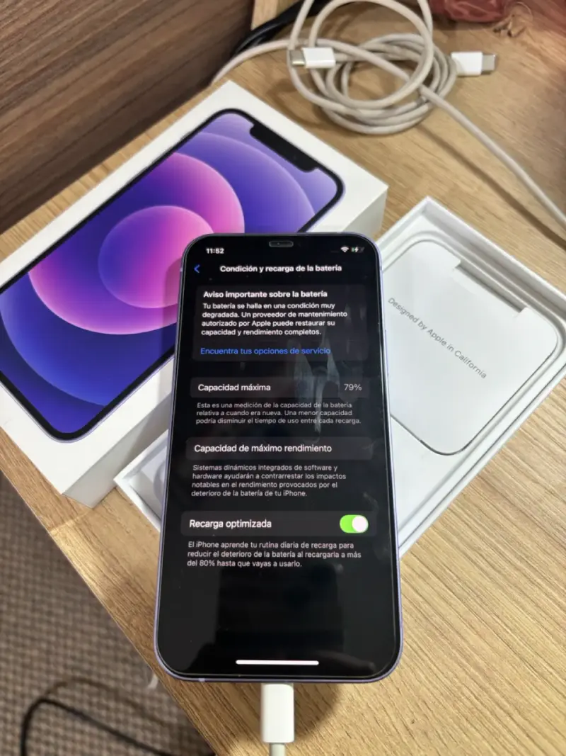 iPhone 12 (64gb) - 4