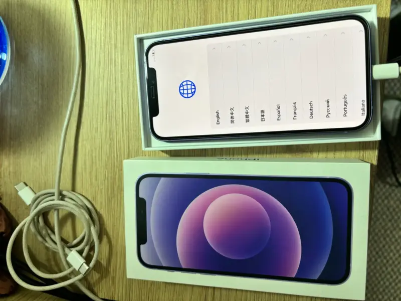 iPhone 12 (64gb) - 5