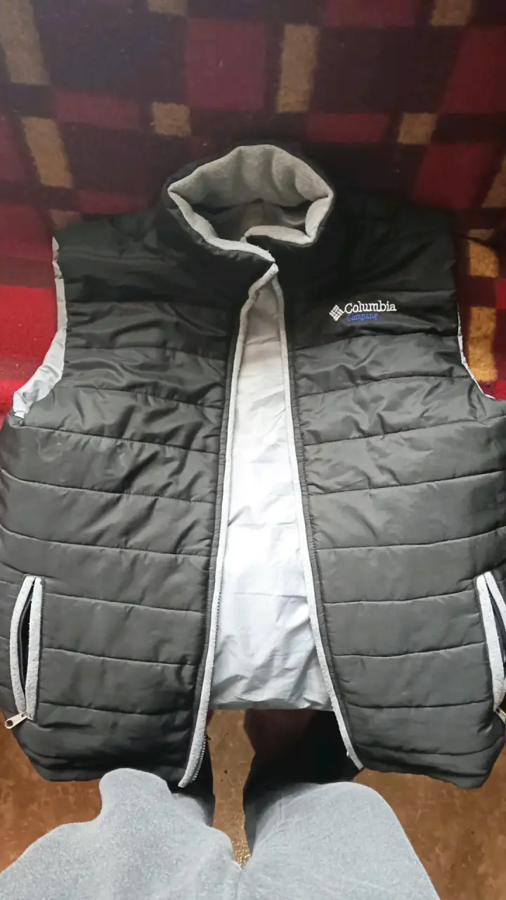 Chaleco negro Columbia acolchado