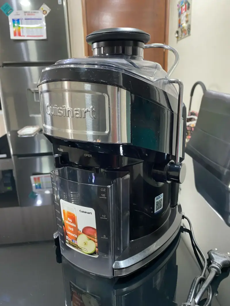 Extractora de jugos Cuisinart - 2