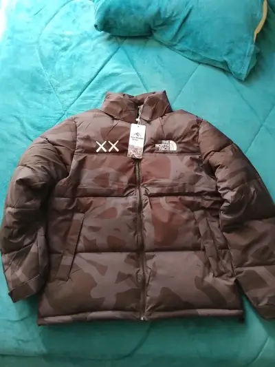 Chaqueta de invierno camuflada - miniatura 1