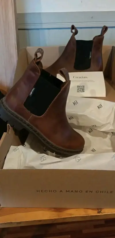 Botas de cuero marrones - miniatura 1