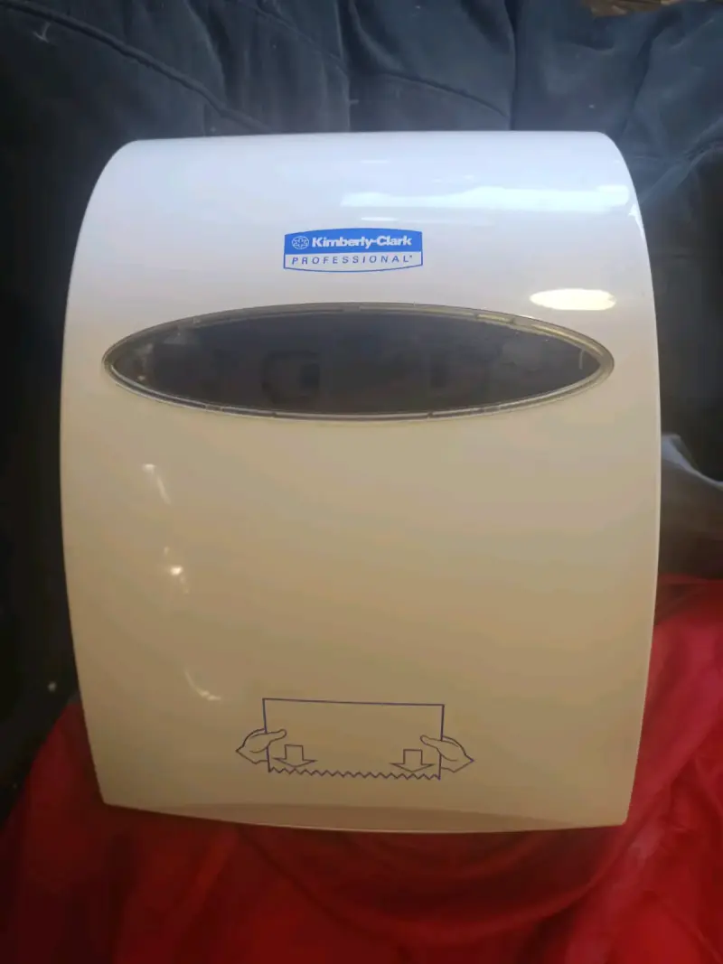Dispensador de Toallas Kimberly-Clark - 1