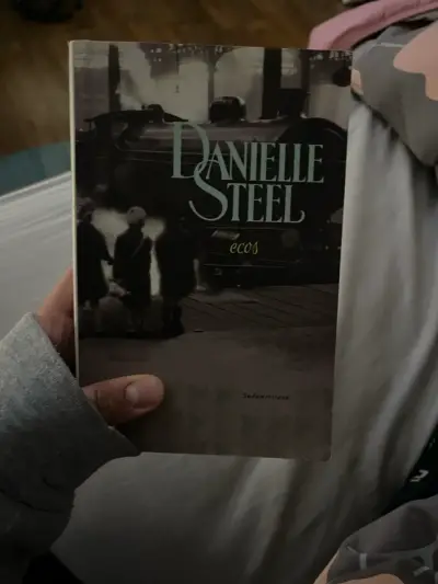 Libro 'Ecos' de Danielle Steel - miniatura 1