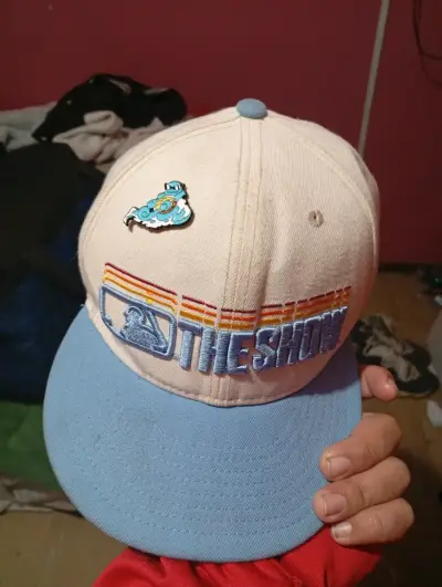 Gorra blanca con botón MLB - miniatura 1