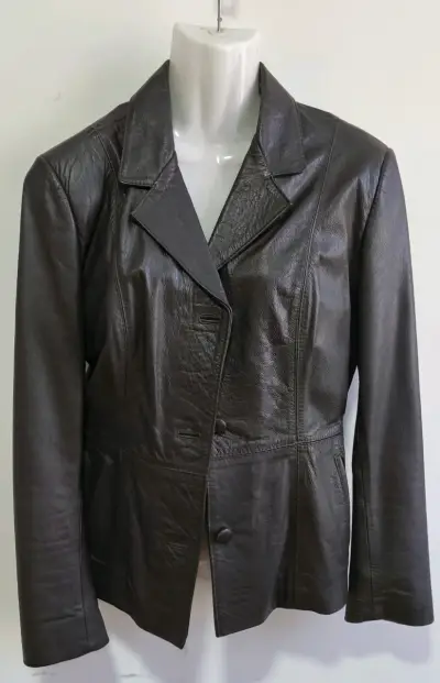 Chaqueta de cuero marrón Usada - miniatura 1
