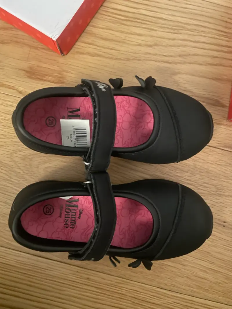 Zapatos negros para niñas. - 4