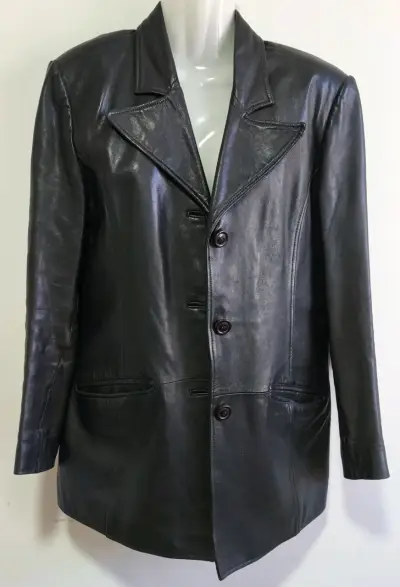 Chaqueta de cuero negra Usada - miniatura 1