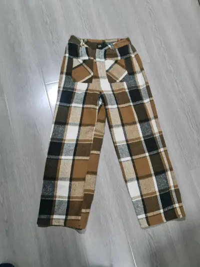 Pantalones de cuadros marrones - miniatura 2