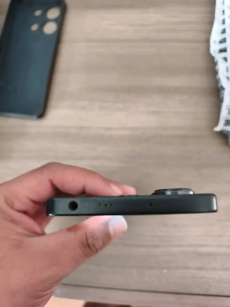 Smartphone Redmi note 13 4g con funda - 6