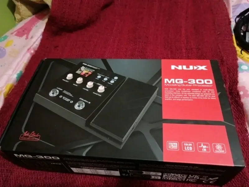 Pedalera de guitarra NUX MG-300 - 1