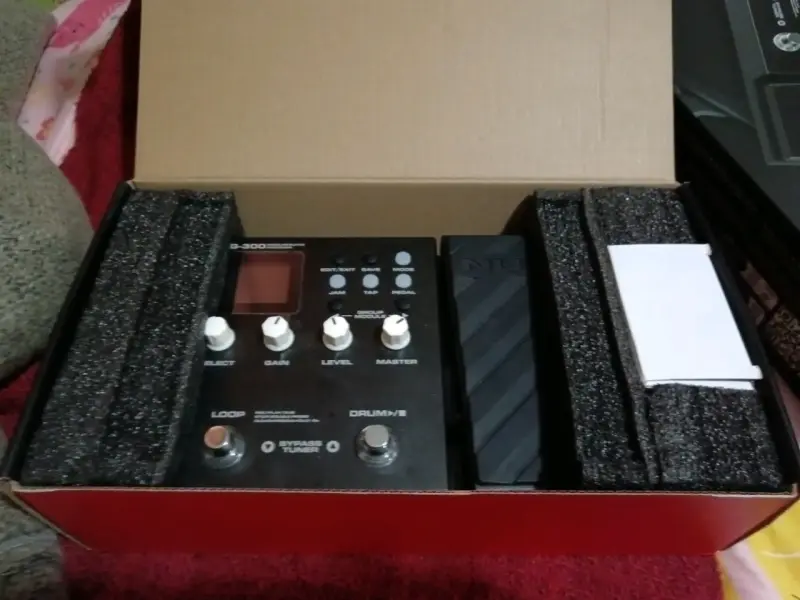 Pedalera de guitarra NUX MG-300 - 2