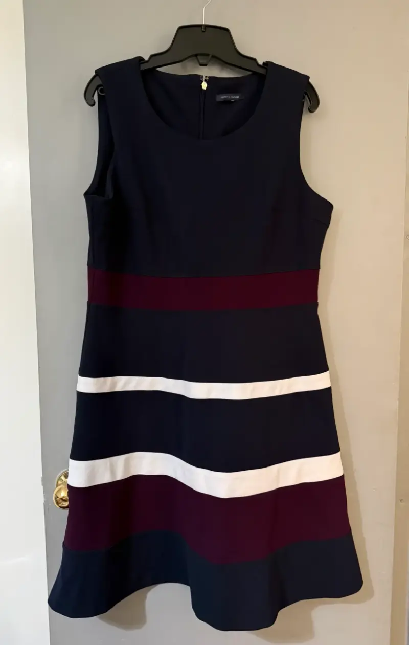 Vestido sin mangas a rayas