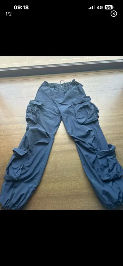 Pantalones cargo azul marino - miniatura 1