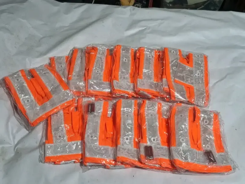 Chalecos reflectantes con luces LED - 2