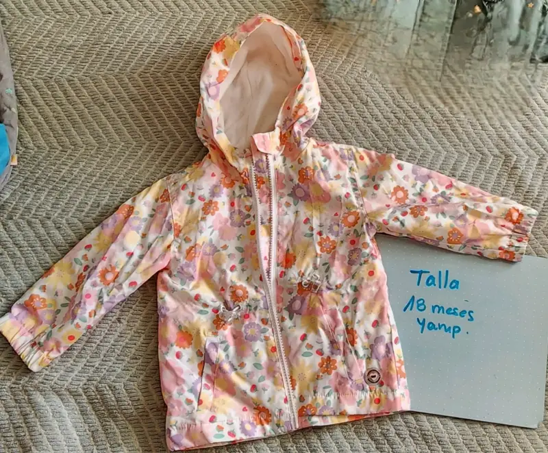 Chaqueta impermeable floral bebé - 1