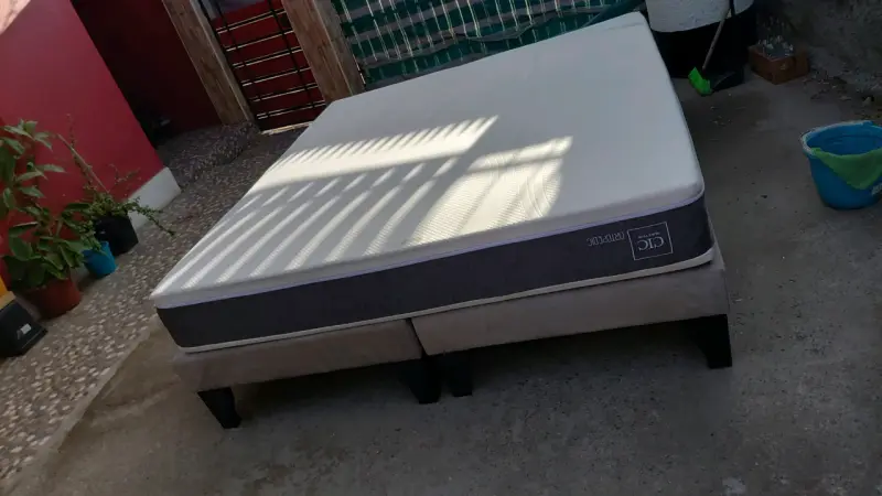 Cama americana con colchón ortopédico