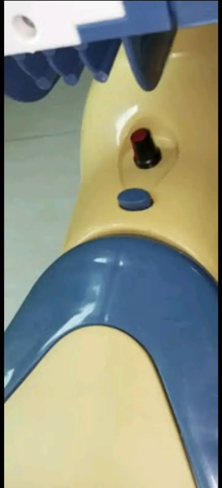 Triciclo infantil con capota - 4