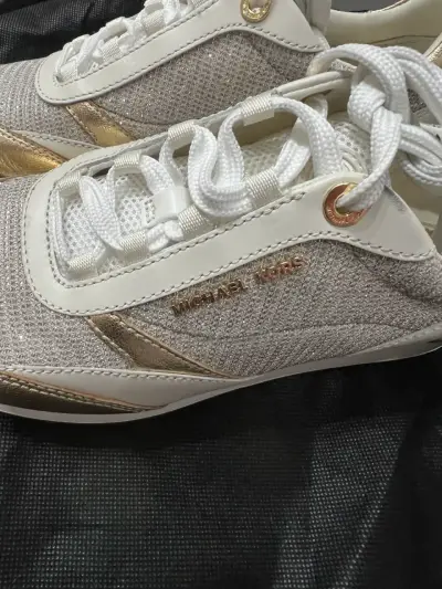 Zapatillas Michael Kors doradas - miniatura 2
