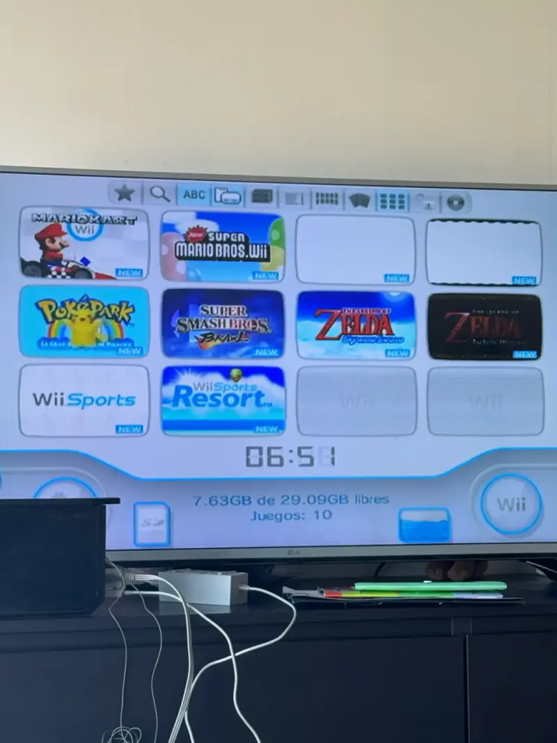 Consola Wii desbloqueada con juegos y accesorios - 4