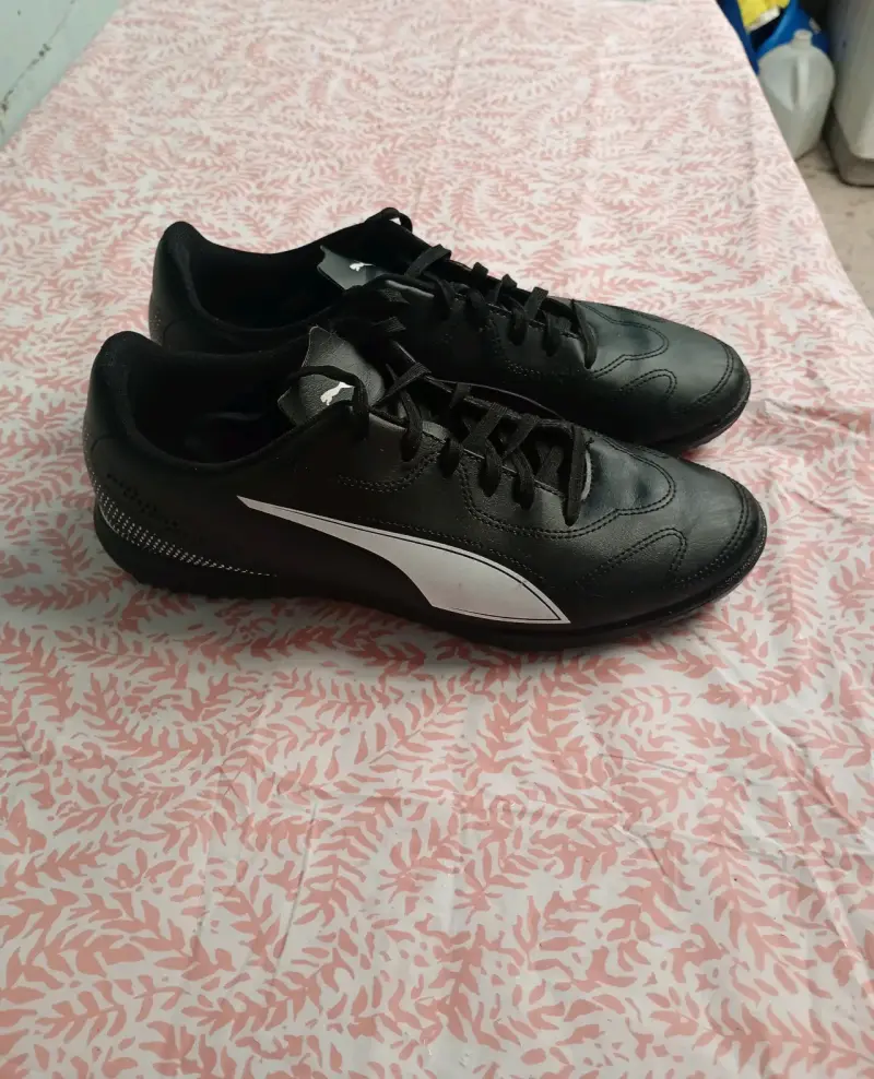Zapatillas Puma negras - 2