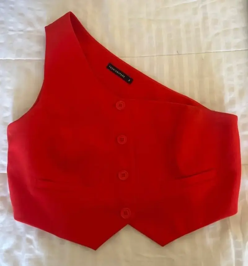 Polera rojo asimétrico - 1