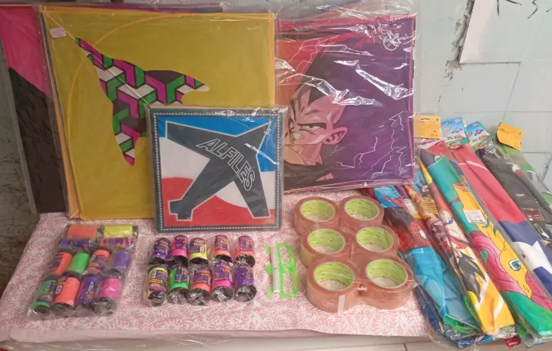 Kit de cometas con accesorios - 1