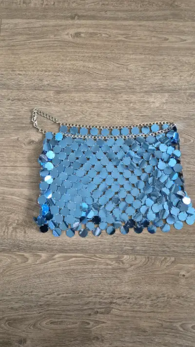 Mini falda de lentejuelas azul - miniatura 4