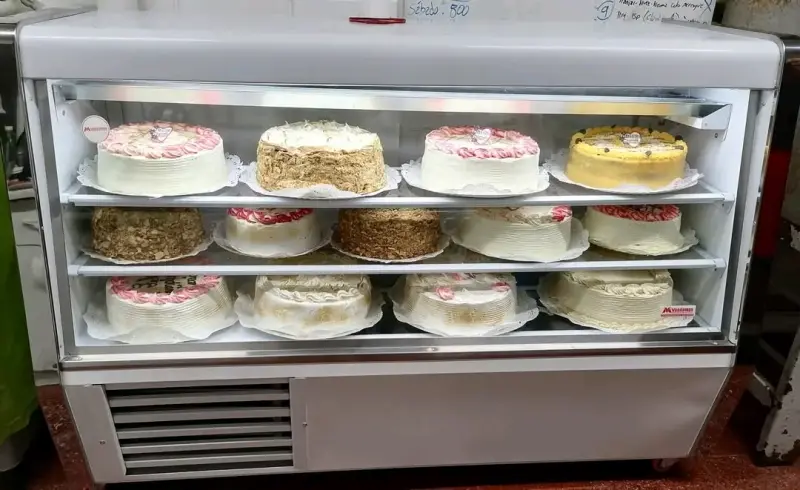 Vitrina refrigerada - 2
