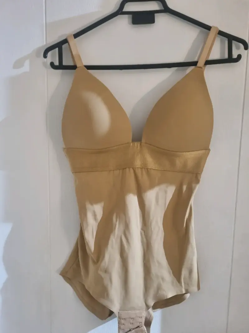 Body beige tipo faja - 3