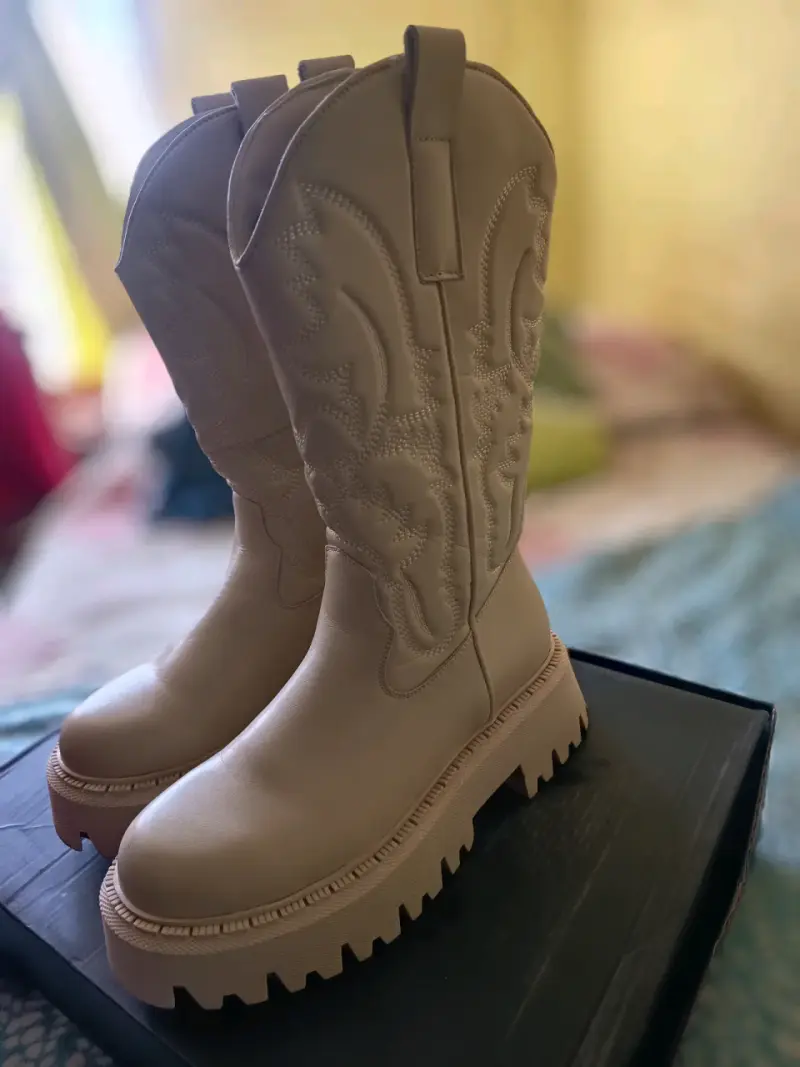 Botas beige estilo vaquero cmoran - 3