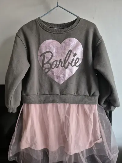 Vestido Barbie gris y rosado - miniatura 1
