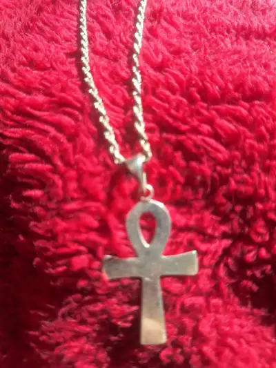 Collar con dije de ankh - miniatura 1