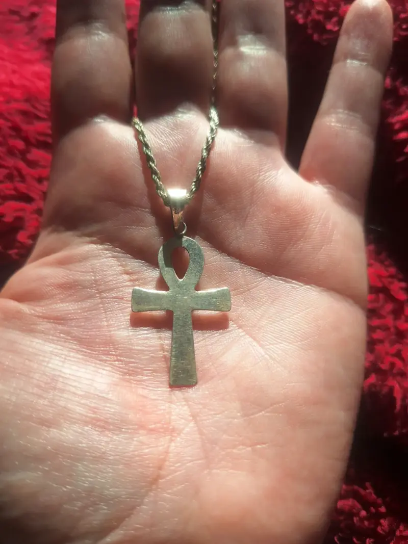 Collar con dije de ankh - 2