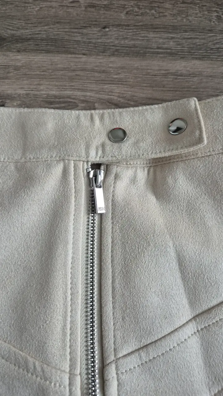 Mini falda beige con cierre - 2