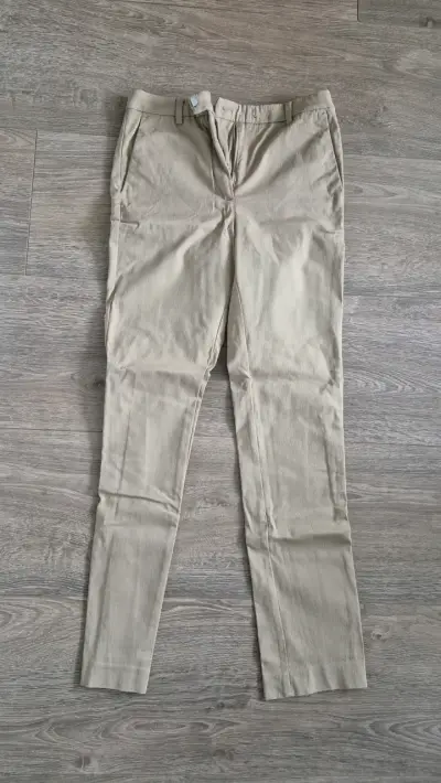 Pantalones beige clásico - miniatura 1